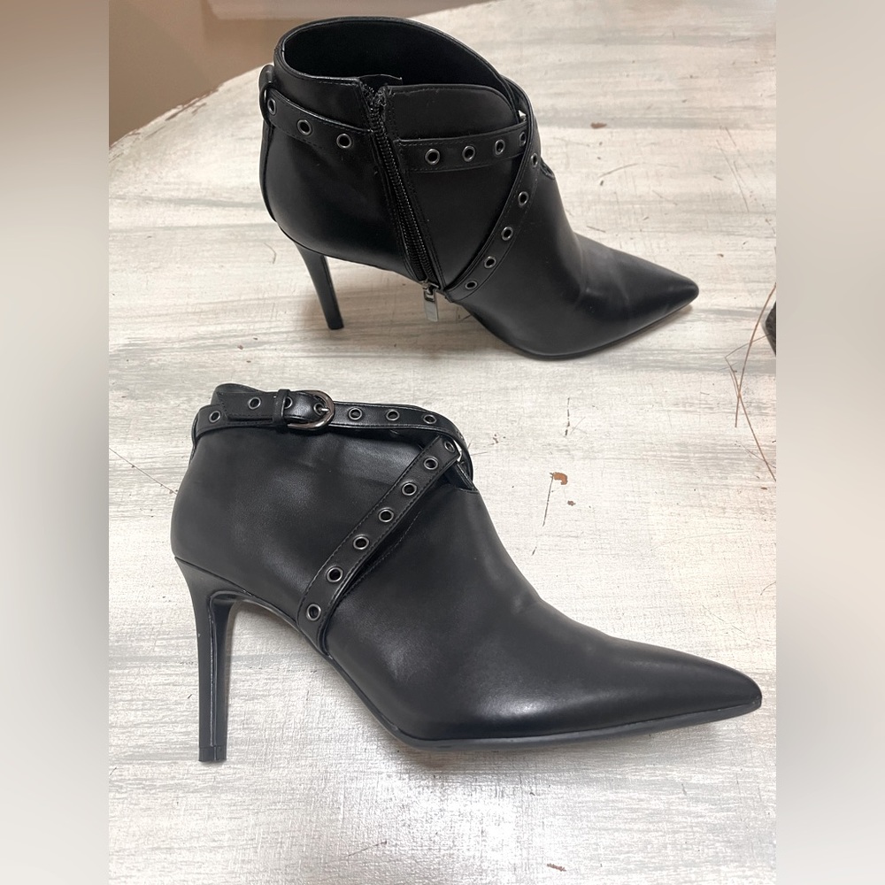 Nine West Ankle Boots.